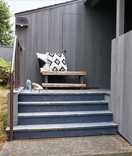 Whalebone Front Steps