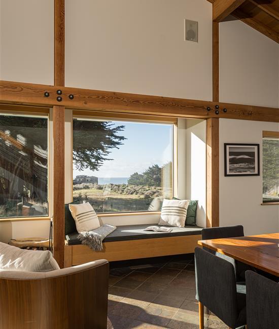 Casa de Luz 13 - Window Bench